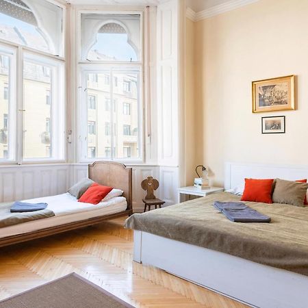 Stunning Spacious Art Nouveau Apart , Grand Piano Apartment Budapest Exterior photo