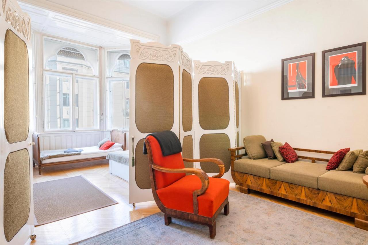 Stunning Spacious Art Nouveau Apart , Grand Piano Apartment Budapest Exterior photo